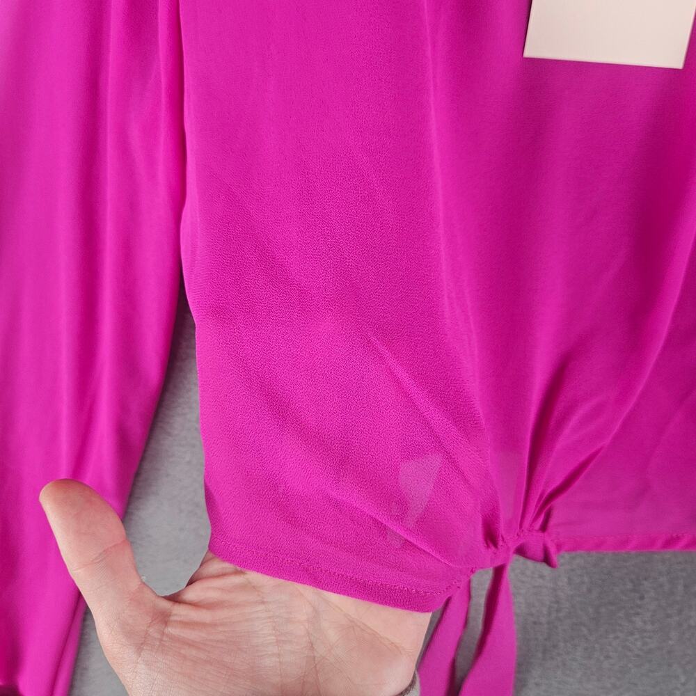 Jemma Tie Front Shirt in Fuchsia
superdown Fushsia - Picture 3 of 8